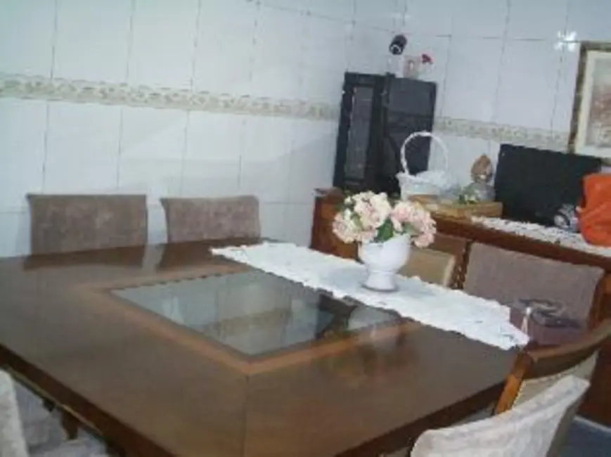 Sobrado com 3 quartos à venda, 247m2 em Penha de França, São Paulo - SP - imagem 3 Foto 3 de Sobrado com 3 quartos à venda, 247m2 em Penha de França, São Paulo - SP