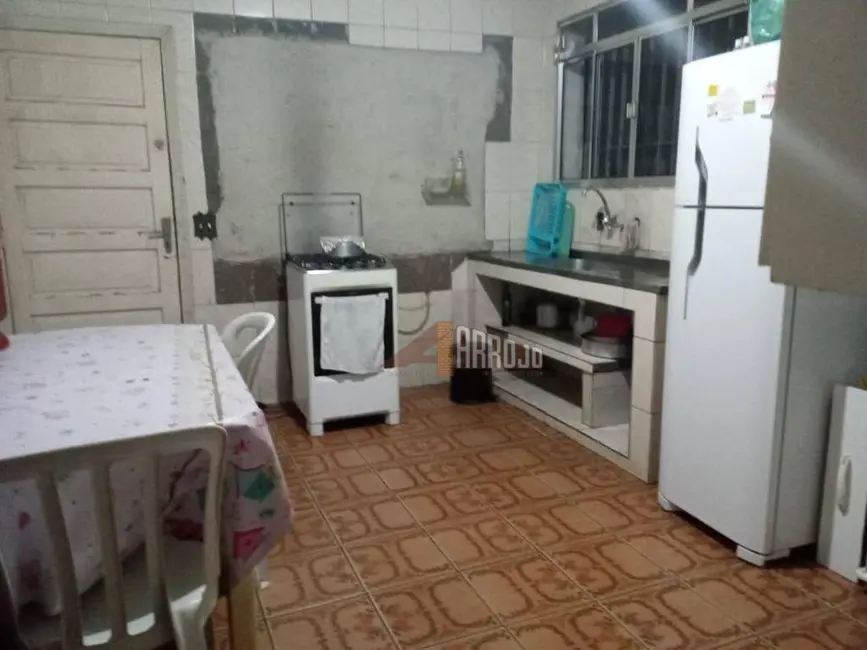 Sobrado com 3 quartos à venda, 147m2 em Limoeiro, São Paulo - SP - imagem 7 Foto 7 de Sobrado com 3 quartos à venda, 147m2 em Limoeiro, São Paulo - SP