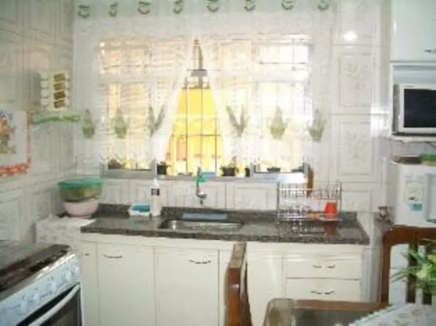 Foto 5 de Casa com 2 quartos à venda, 300m2 em Parque Guarani, São Paulo - SP