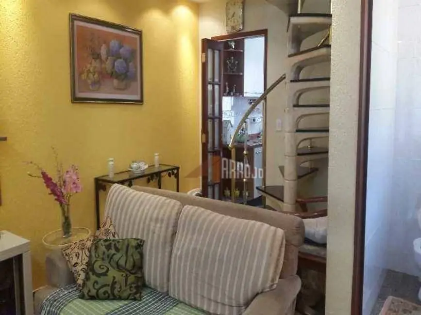 Sobrado com 3 quartos à venda, 157m2 em Vila Buenos Aires, São Paulo - SP - imagem 3 Foto 3 de Sobrado com 3 quartos à venda, 157m2 em Vila Buenos Aires, São Paulo - SP