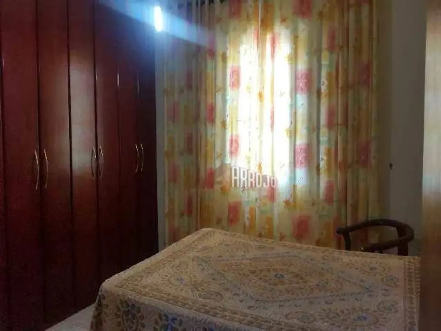 Sobrado com 3 quartos à venda, 157m2 em Vila Buenos Aires, São Paulo - SP - imagem 4 Foto 4 de Sobrado com 3 quartos à venda, 157m2 em Vila Buenos Aires, São Paulo - SP