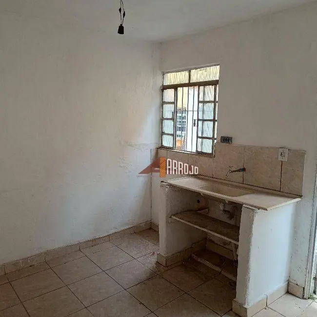 Foto 6 de Casa com 1 quarto para alugar, 40m2 em Vila Araguaia, São Paulo - SP