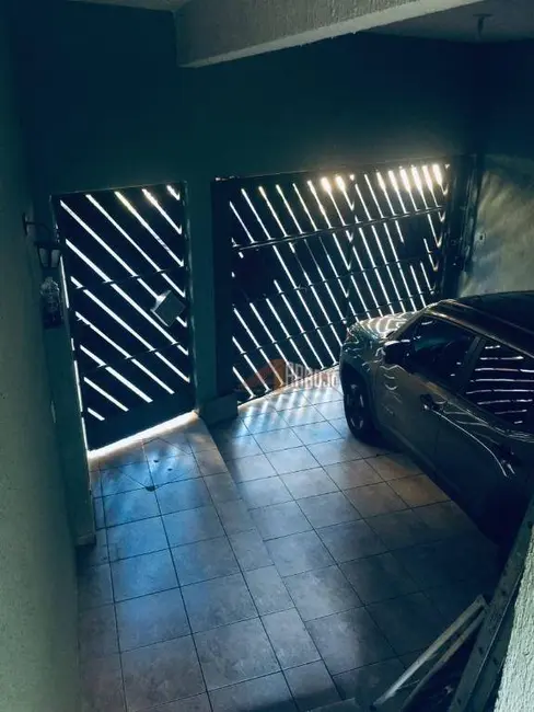 Sobrado com 3 quartos à venda, 127m2 em Vila Ré, São Paulo - SP - imagem 6 Foto 6 de Sobrado com 3 quartos à venda, 127m2 em Vila Ré, São Paulo - SP