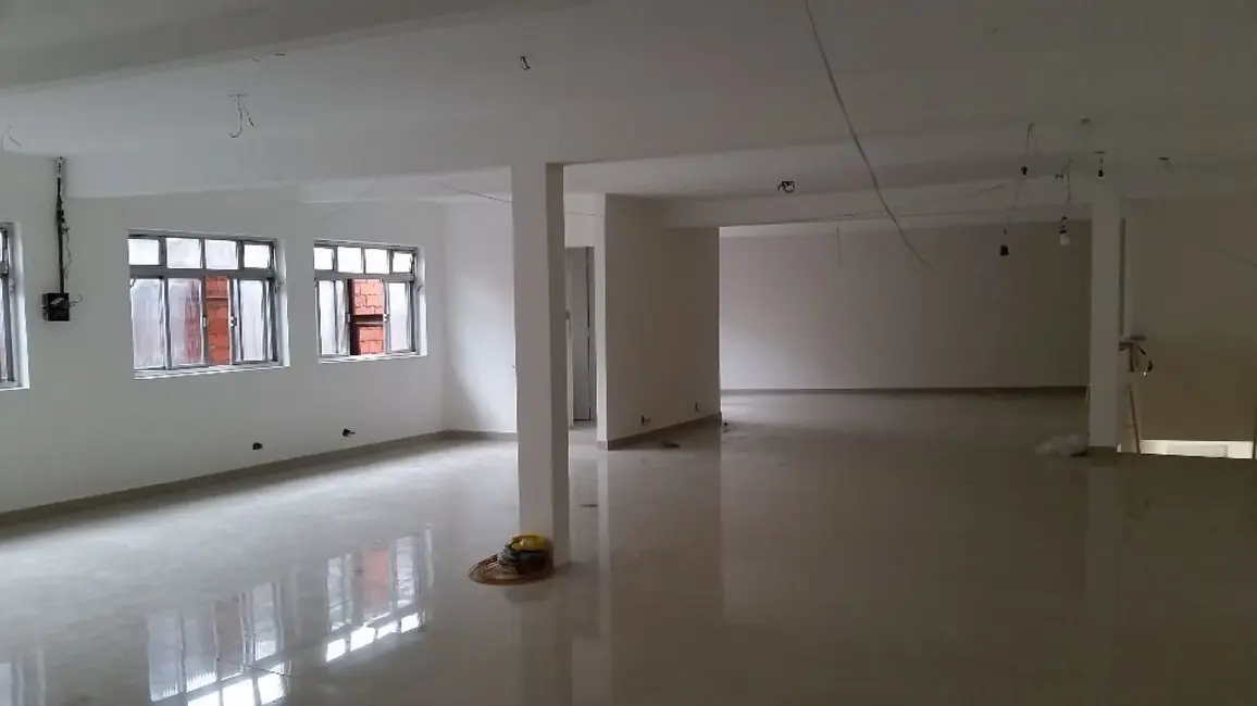 Foto 2 de Sala Comercial para alugar, 180m2 em Jardim Três Marias, São Paulo - SP
