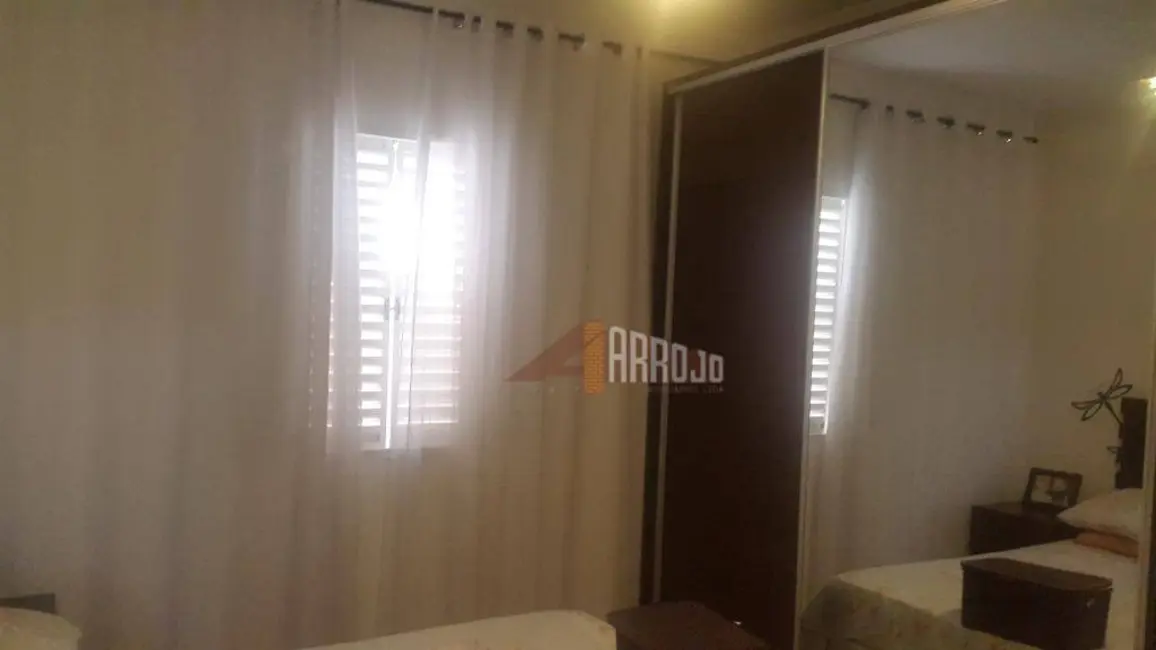 Casa com 3 quartos à venda, 160m2 em Burgo Paulista, São Paulo - SP - imagem 3 Foto 3 de Casa com 3 quartos à venda, 160m2 em Burgo Paulista, São Paulo - SP