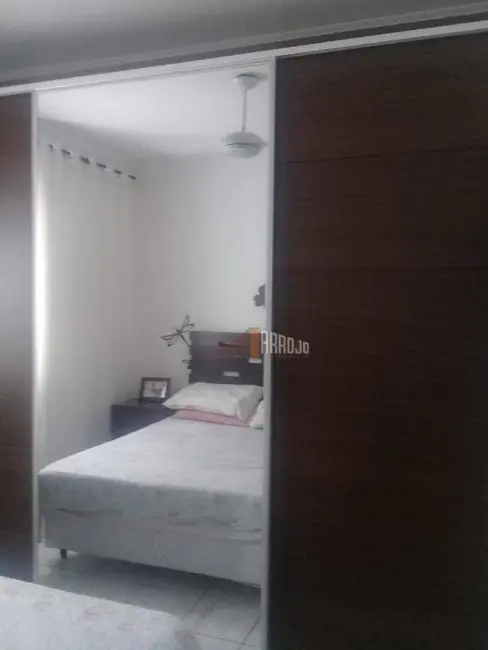 Casa com 3 quartos à venda, 160m2 em Burgo Paulista, São Paulo - SP - imagem 4 Foto 4 de Casa com 3 quartos à venda, 160m2 em Burgo Paulista, São Paulo - SP