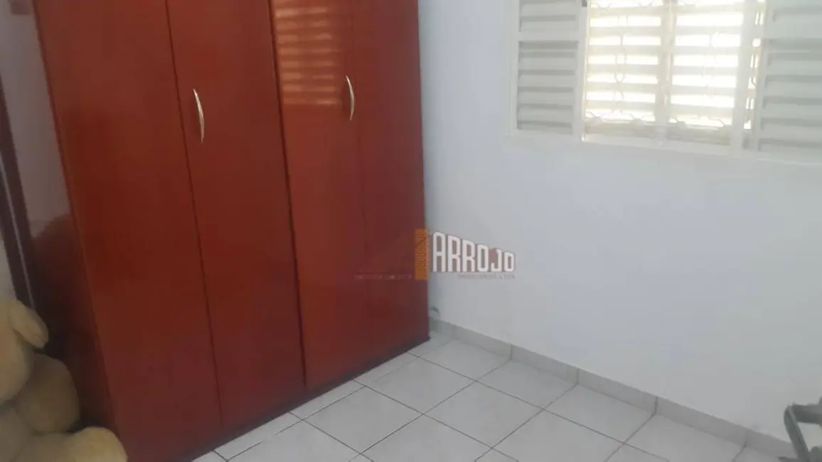 Casa com 3 quartos à venda, 160m2 em Burgo Paulista, São Paulo - SP - imagem 5 Foto 5 de Casa com 3 quartos à venda, 160m2 em Burgo Paulista, São Paulo - SP