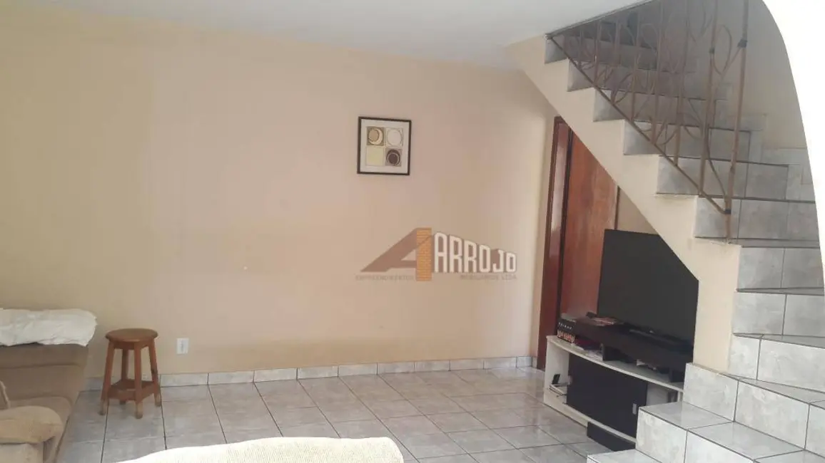 Foto 2 de Sobrado com 2 quartos à venda, 107m2 em Vila Marieta, São Paulo - SP