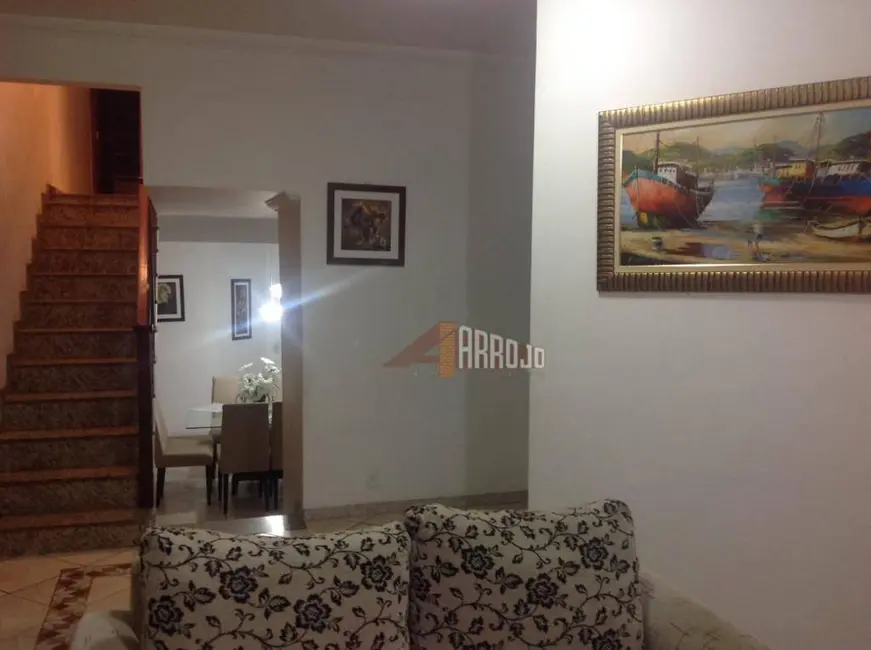 Foto 2 de Sobrado com 3 quartos à venda, 157m2 em Vila Santana, São Paulo - SP