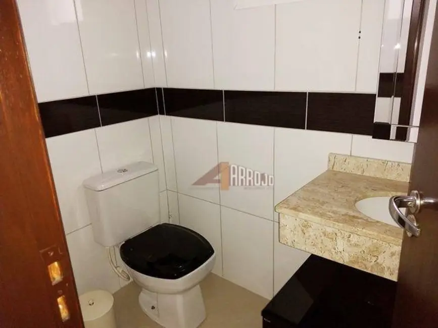 Foto 5 de Sobrado com 4 quartos à venda, 180m2 em Vila Marieta, São Paulo - SP