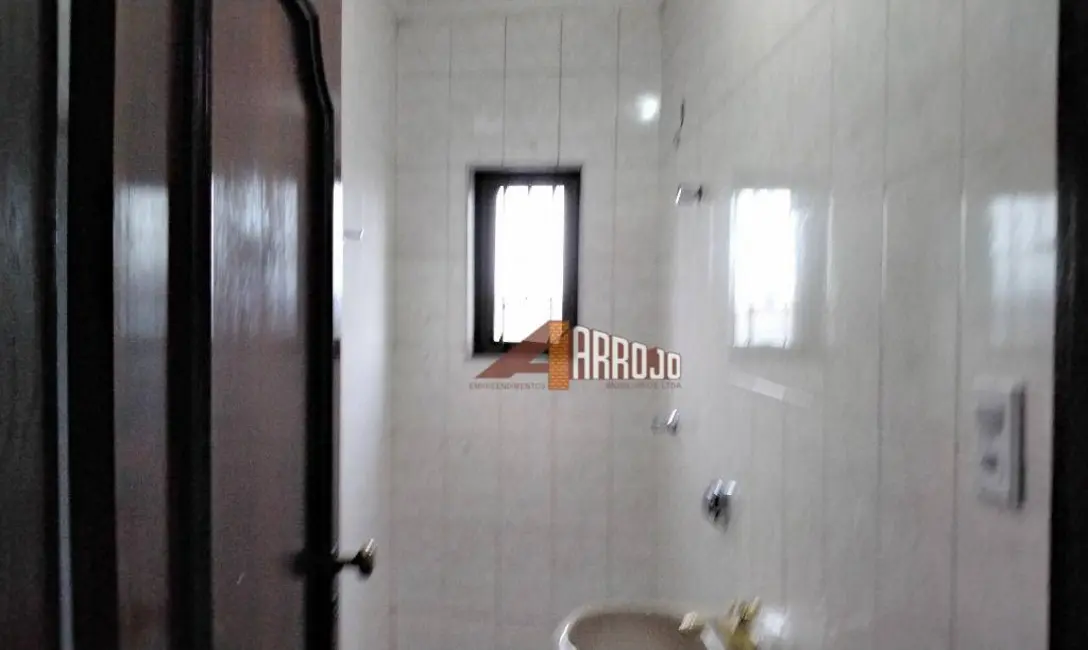 Foto 6 de Sala Comercial para alugar, 35m2 em Vila Marieta, São Paulo - SP