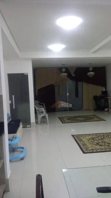 Foto 6 de Casa de Condomínio com 3 quartos à venda, 300m2 em Centro, Mogi Das Cruzes - SP