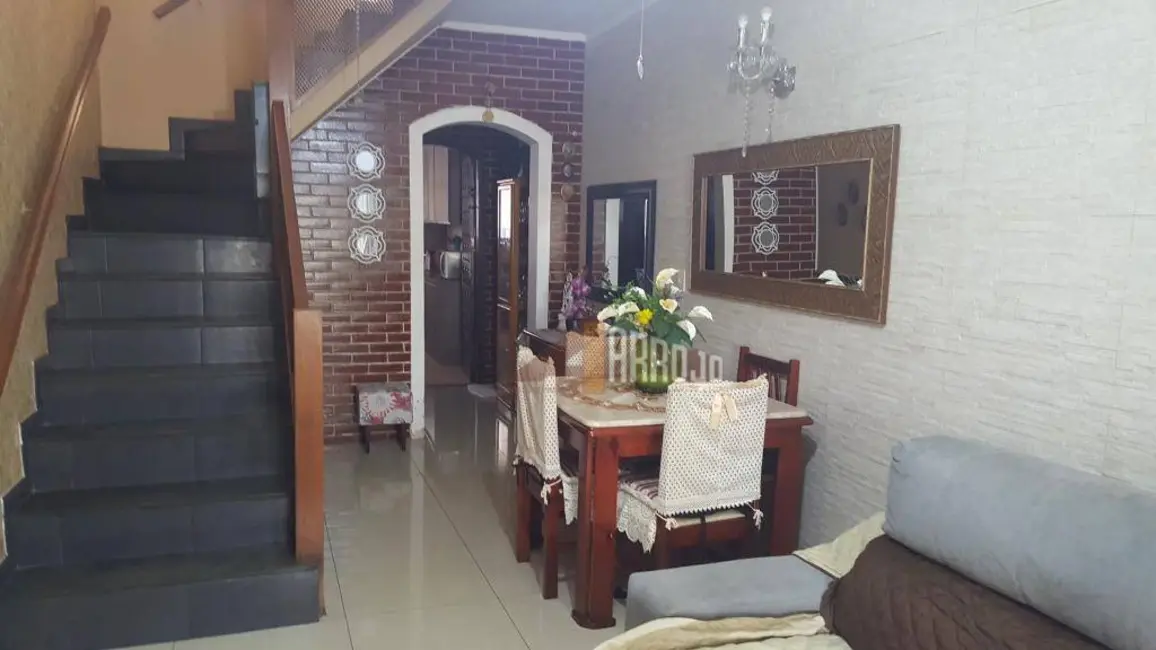 Foto 2 de Sobrado com 2 quartos à venda, 175m2 em Vila Buenos Aires, São Paulo - SP