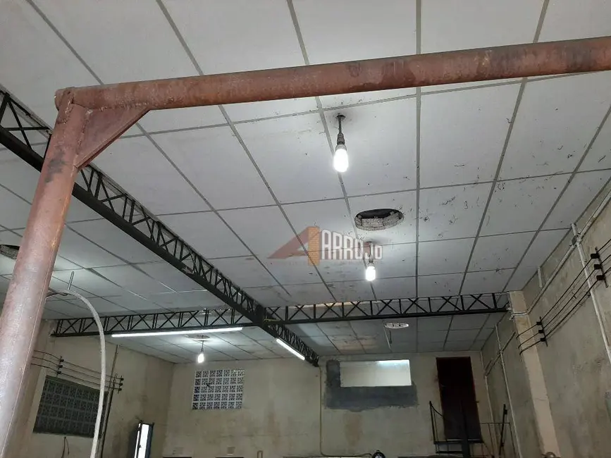 Foto 2 de Armazém / Galpão à venda, 340m2 em Vila Rio Branco, São Paulo - SP