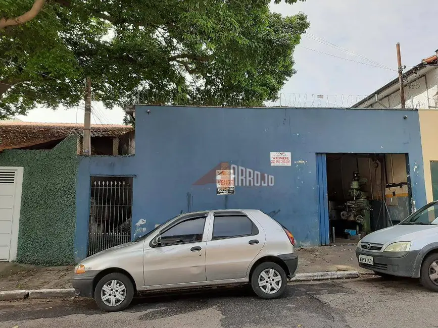 Foto 1 de Armazém / Galpão à venda, 340m2 em Vila Rio Branco, São Paulo - SP