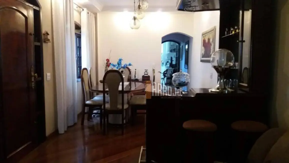 Sobrado com 3 quartos à venda, 300m2 em Vila Esperança, São Paulo - SP - imagem 4 Foto 4 de Sobrado com 3 quartos à venda, 300m2 em Vila Esperança, São Paulo - SP