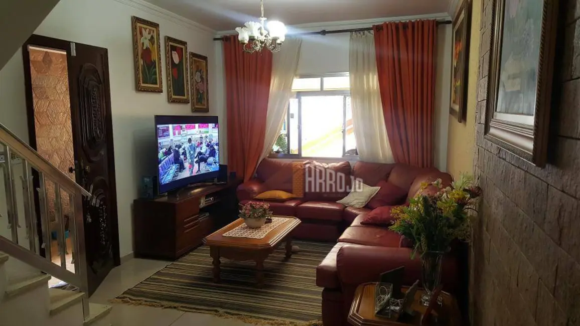 Sobrado com 4 quartos à venda, 125m2 em Vila Jacuí, São Paulo - SP - imagem 1 Foto 1 de Sobrado com 4 quartos à venda, 125m2 em Vila Jacuí, São Paulo - SP