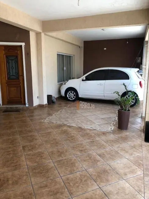 Sobrado com 3 quartos à venda, 99m2 em Vila Ré, São Paulo - SP - imagem 4 Foto 4 de Sobrado com 3 quartos à venda, 99m2 em Vila Ré, São Paulo - SP