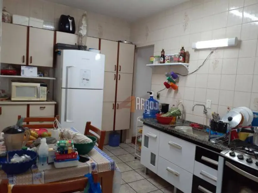 Sobrado com 4 quartos à venda, 154m2 em Vila Buenos Aires, São Paulo - SP - imagem 9 Foto 9 de Sobrado com 4 quartos à venda, 154m2 em Vila Buenos Aires, São Paulo - SP