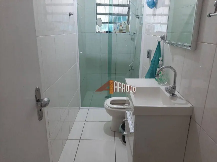 Foto 4 de Casa com 2 quartos à venda, 120m2 em Vila Marieta, São Paulo - SP