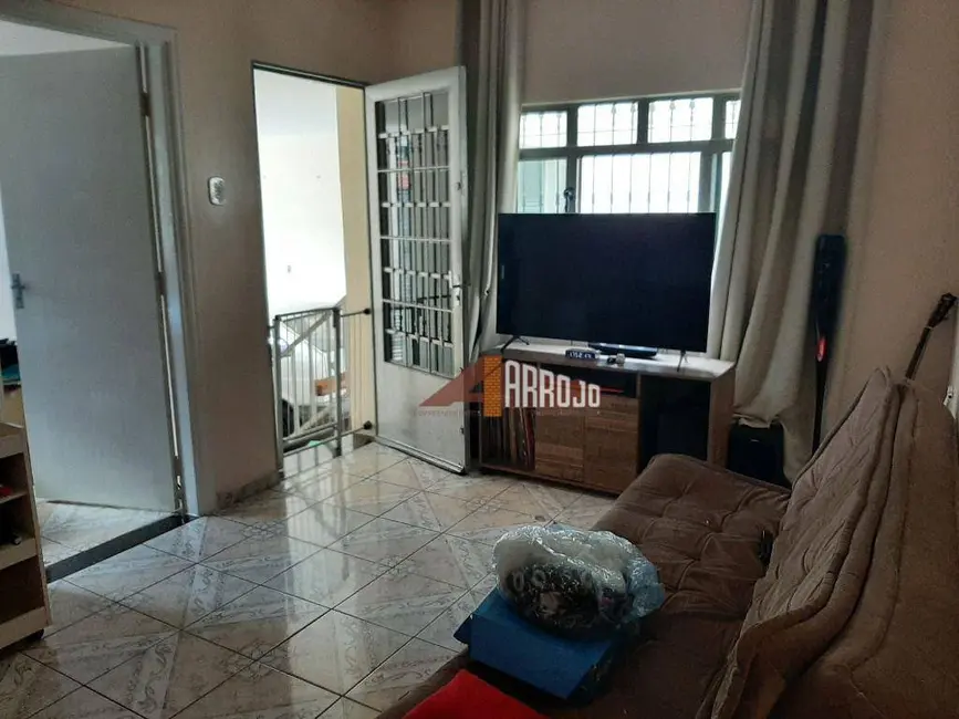 Foto 1 de Casa com 2 quartos à venda, 120m2 em Vila Marieta, São Paulo - SP