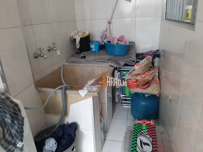 Foto 8 de Casa com 2 quartos à venda, 120m2 em Vila Marieta, São Paulo - SP