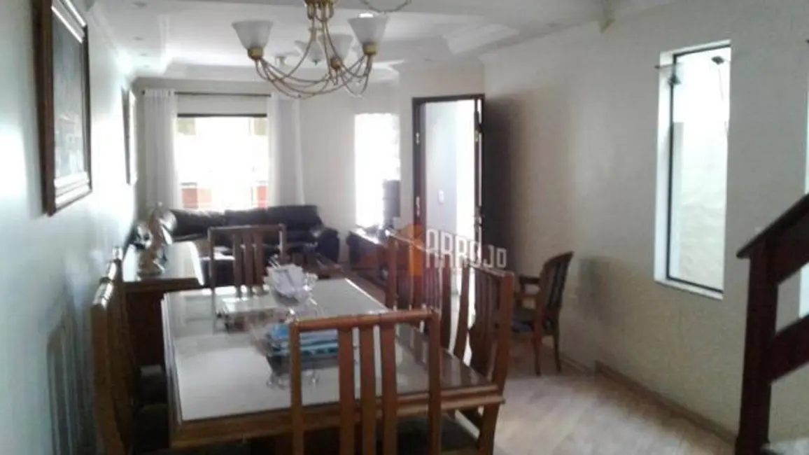Foto 1 de Sobrado com 4 quartos à venda, 220m2 em Vila Centenário, São Paulo - SP
