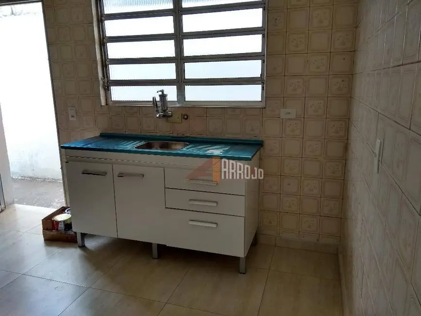 Foto 2 de Casa com 2 quartos à venda, 150m2 em Vila Rio Branco, São Paulo - SP