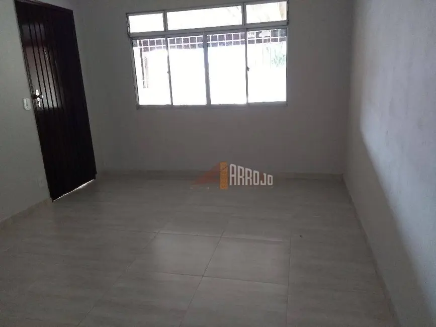 Foto 1 de Casa com 2 quartos à venda, 150m2 em Vila Rio Branco, São Paulo - SP