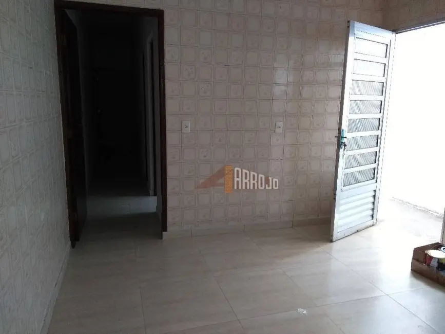 Foto 3 de Casa com 2 quartos à venda, 150m2 em Vila Rio Branco, São Paulo - SP