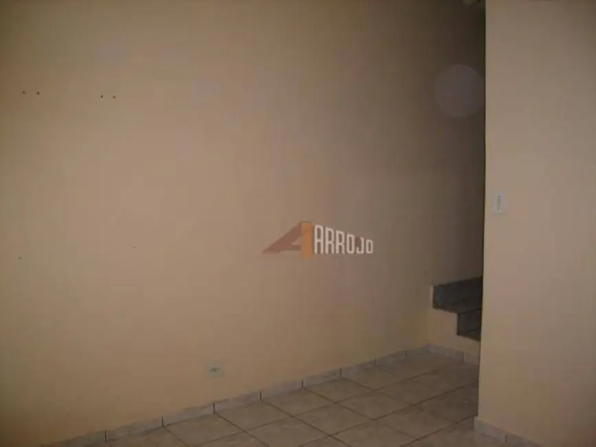 Foto 3 de Casa com 5 quartos à venda, 250m2 em Parque Císper, São Paulo - SP