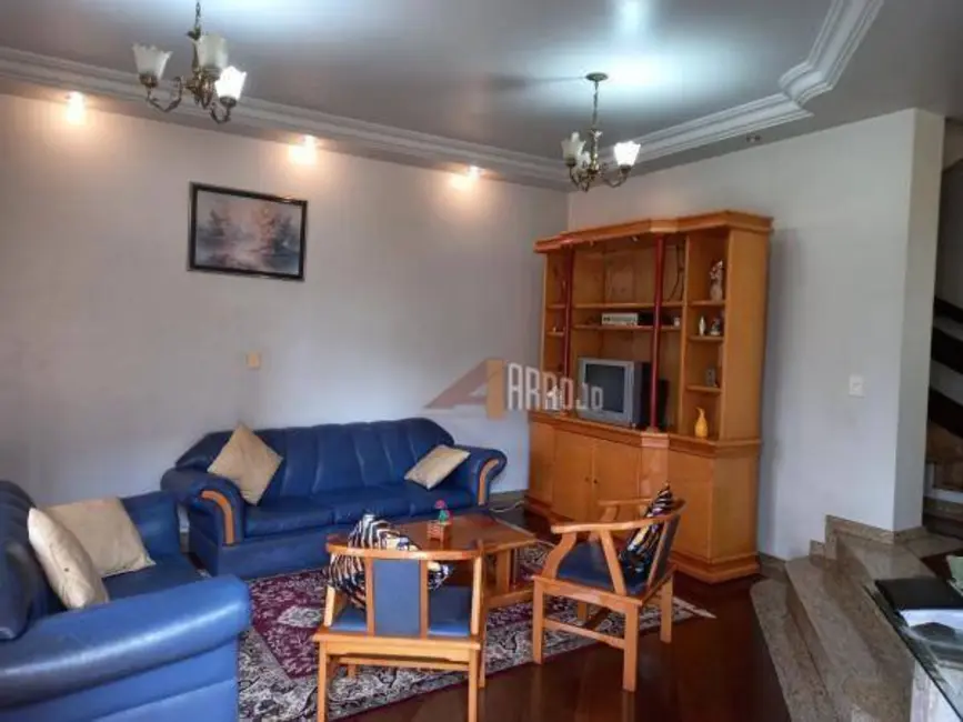 Sobrado com 3 quartos à venda, 176m2 em Vila Buenos Aires, São Paulo - SP - imagem 3 Foto 3 de Sobrado com 3 quartos à venda, 176m2 em Vila Buenos Aires, São Paulo - SP