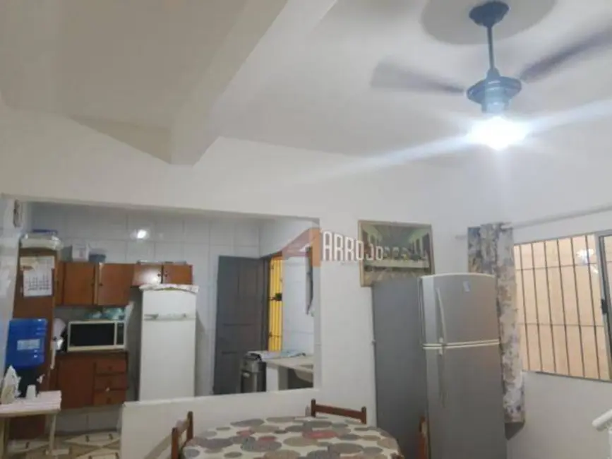 Sobrado com 3 quartos à venda, 135m2 em Itanhaem - SP - imagem 8 Foto 8 de Sobrado com 3 quartos à venda, 135m2 em Itanhaem - SP