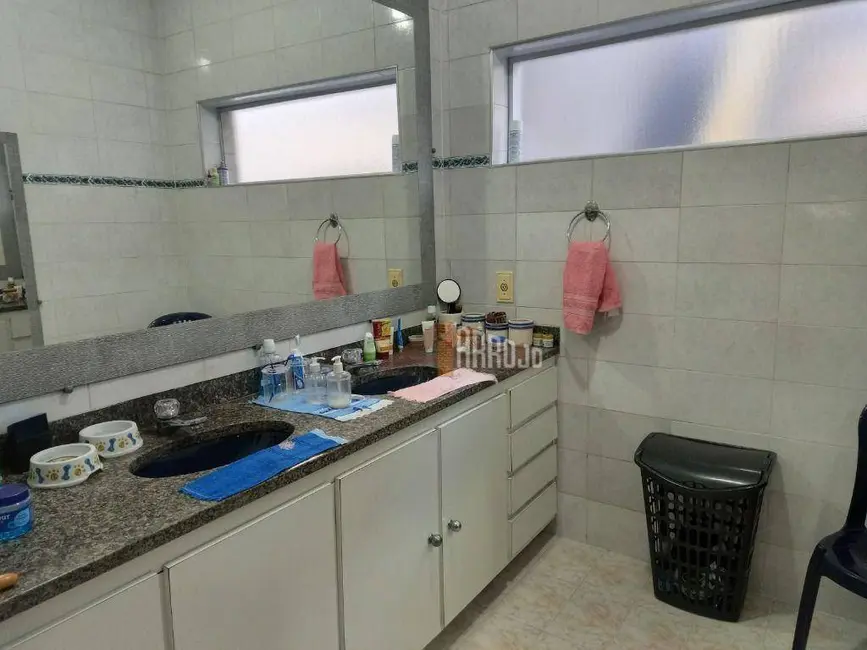 Foto 8 de Casa com 3 quartos à venda, 363m2 em Vila Marieta, São Paulo - SP