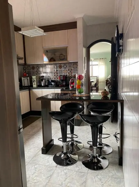 Foto 3 de Casa com 3 quartos à venda, 177m2 em Vila Franci, São Paulo - SP