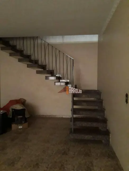 Sobrado com 4 quartos à venda, 250m2 em Vila Norma, São Paulo - SP - imagem 4 Foto 4 de Sobrado com 4 quartos à venda, 250m2 em Vila Norma, São Paulo - SP