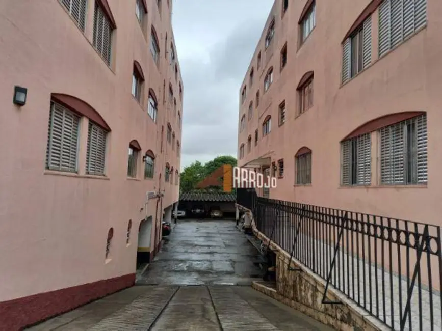 Foto 3 de Apartamento com 2 quartos à venda, 74m2 em Vila Paranaguá, São Paulo - SP