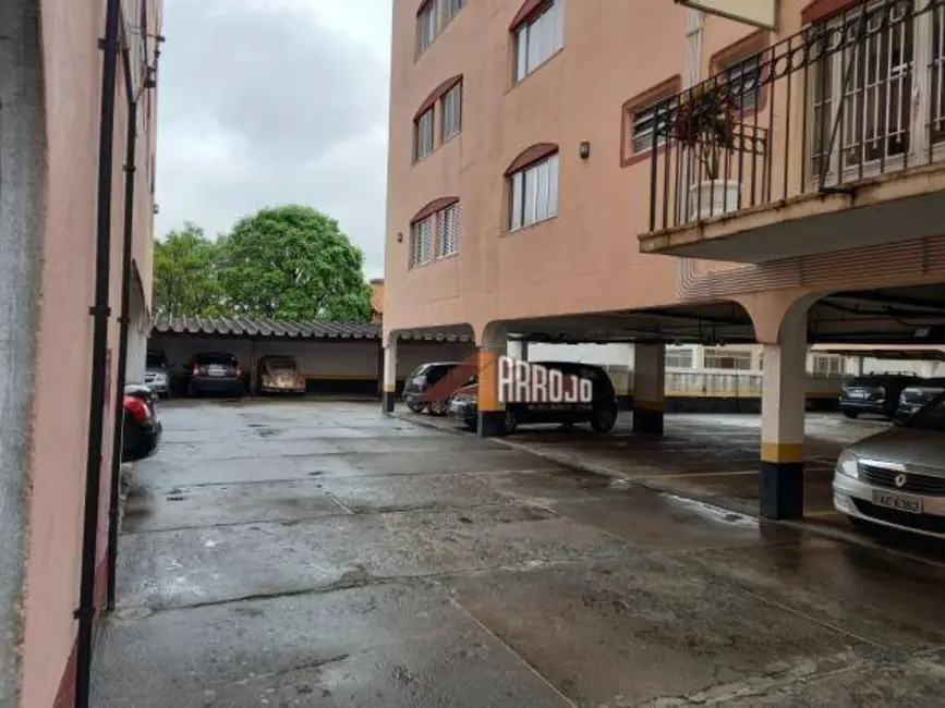 Foto 4 de Apartamento com 2 quartos à venda, 74m2 em Vila Paranaguá, São Paulo - SP