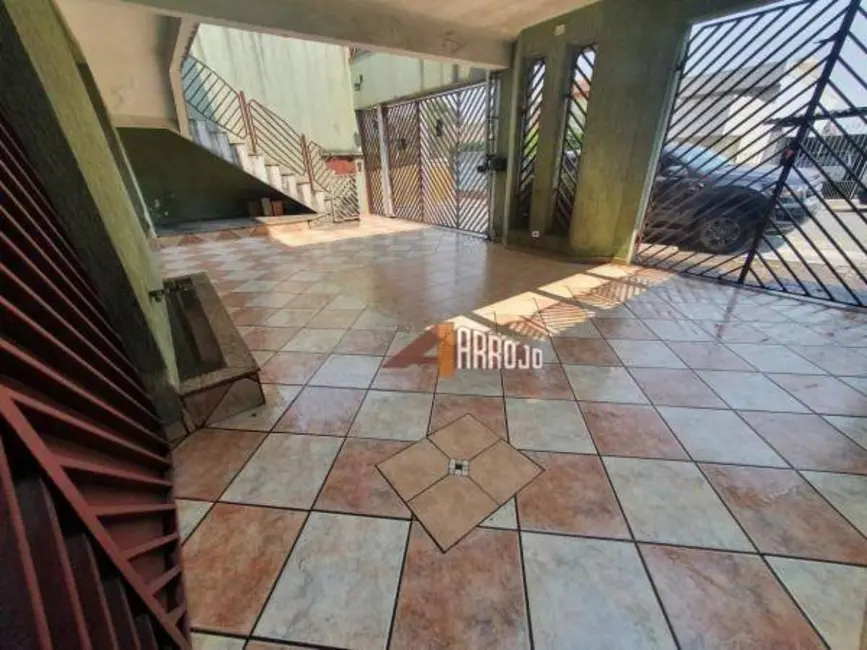 Sobrado com 5 quartos à venda, 250m2 em Jardim Penha, São Paulo - SP - imagem 5 Foto 5 de Sobrado com 5 quartos à venda, 250m2 em Jardim Penha, São Paulo - SP