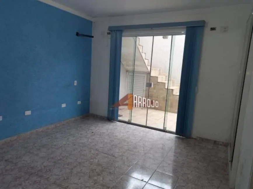 Sobrado com 3 quartos à venda, 141m2 em Vila Verde, São Paulo - SP - imagem 7 Foto 7 de Sobrado com 3 quartos à venda, 141m2 em Vila Verde, São Paulo - SP