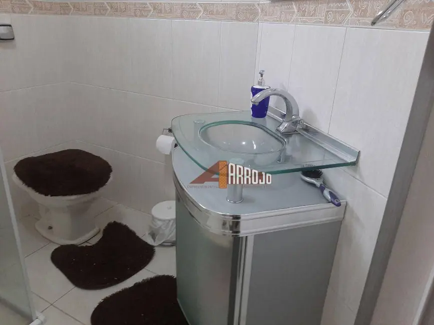 Casa com 2 quartos à venda, 211m2 em Vila Marieta, São Paulo - SP - imagem 9 Foto 9 de Casa com 2 quartos à venda, 211m2 em Vila Marieta, São Paulo - SP