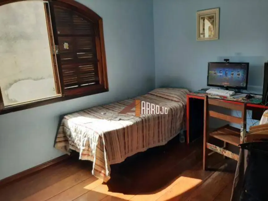 Foto 9 de Sobrado com 3 quartos à venda, 272m2 em Vila Marieta, São Paulo - SP