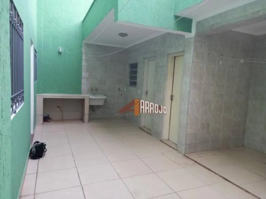 Sobrado com 3 quartos à venda, 160m2 em Vila Ré, São Paulo - SP - imagem 9 Foto 9 de Sobrado com 3 quartos à venda, 160m2 em Vila Ré, São Paulo - SP