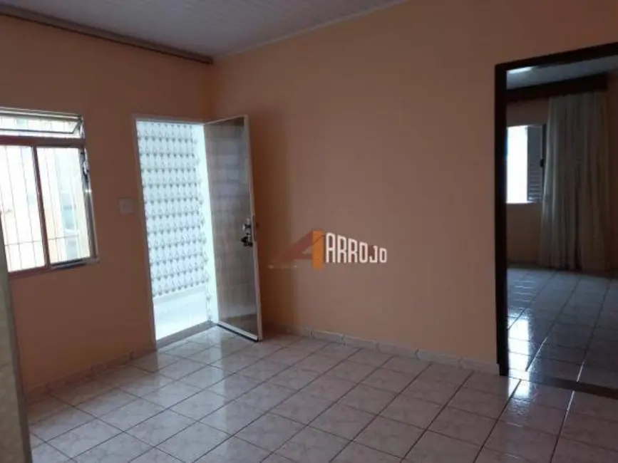 Foto 3 de Casa com 2 quartos à venda, 145m2 em Vila Marieta, São Paulo - SP