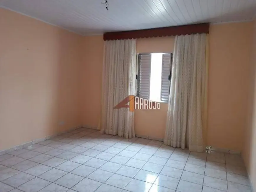 Foto 6 de Casa com 2 quartos à venda, 145m2 em Vila Marieta, São Paulo - SP