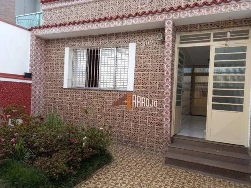 Foto 2 de Casa com 2 quartos à venda, 145m2 em Vila Marieta, São Paulo - SP