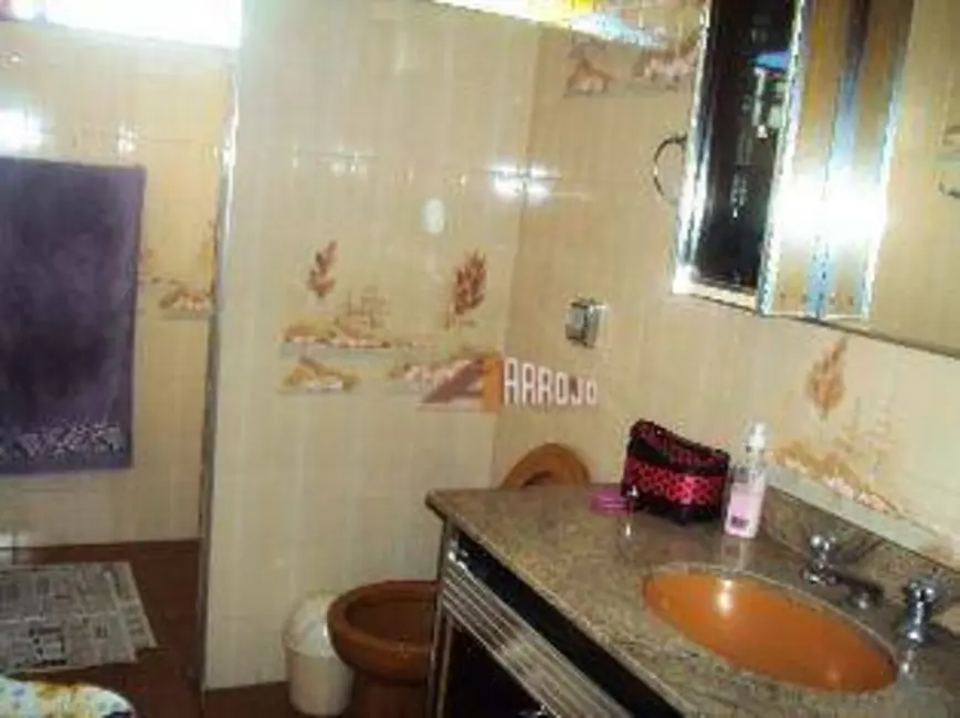 Foto 8 de Casa com 3 quartos à venda, 216m2 em Vila Ré, São Paulo - SP