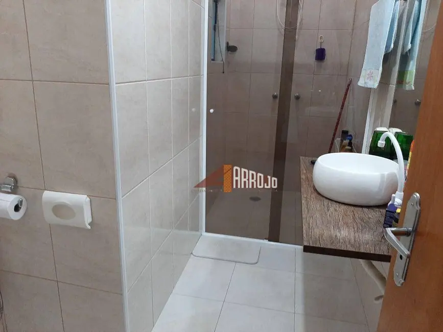 Sobrado com 3 quartos à venda, 120m2 em Vila Matilde, São Paulo - SP - imagem 9 Foto 9 de Sobrado com 3 quartos à venda, 120m2 em Vila Matilde, São Paulo - SP