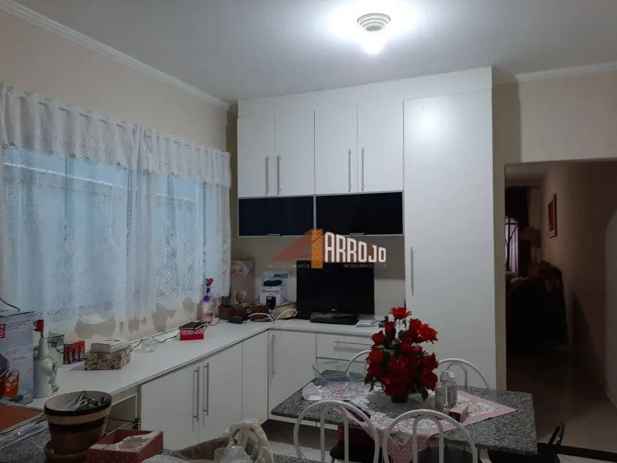 Sobrado com 3 quartos à venda, 120m2 em Vila Matilde, São Paulo - SP - imagem 3 Foto 3 de Sobrado com 3 quartos à venda, 120m2 em Vila Matilde, São Paulo - SP