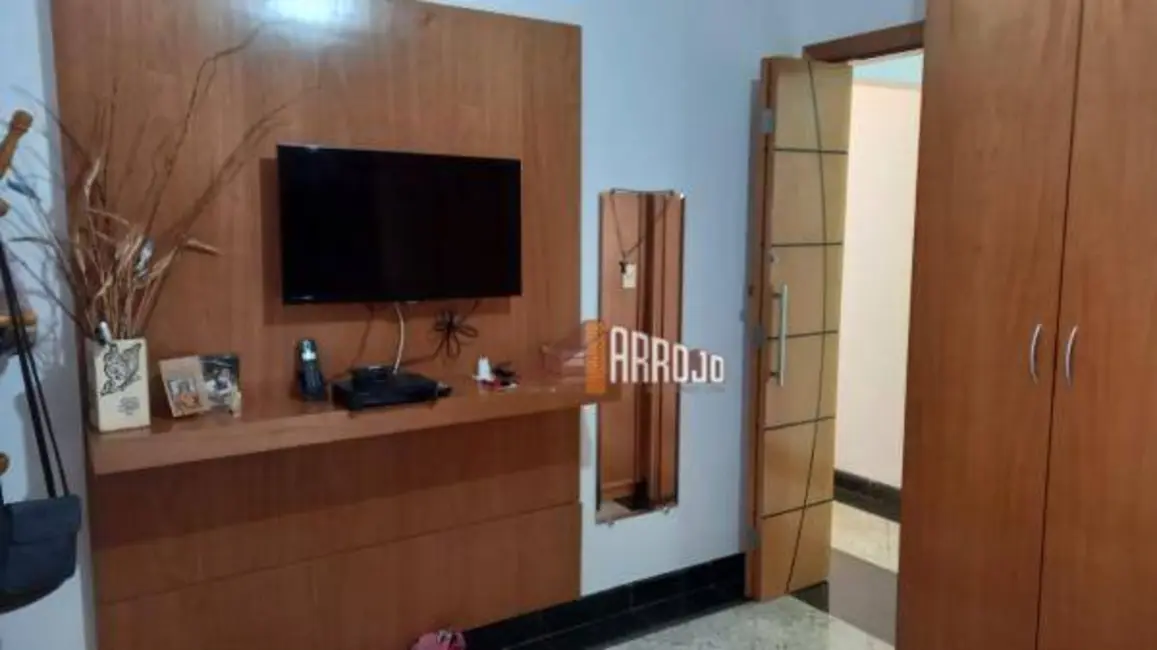 Foto 4 de Casa com 2 quartos à venda, 112m2 em Vila Marieta, São Paulo - SP